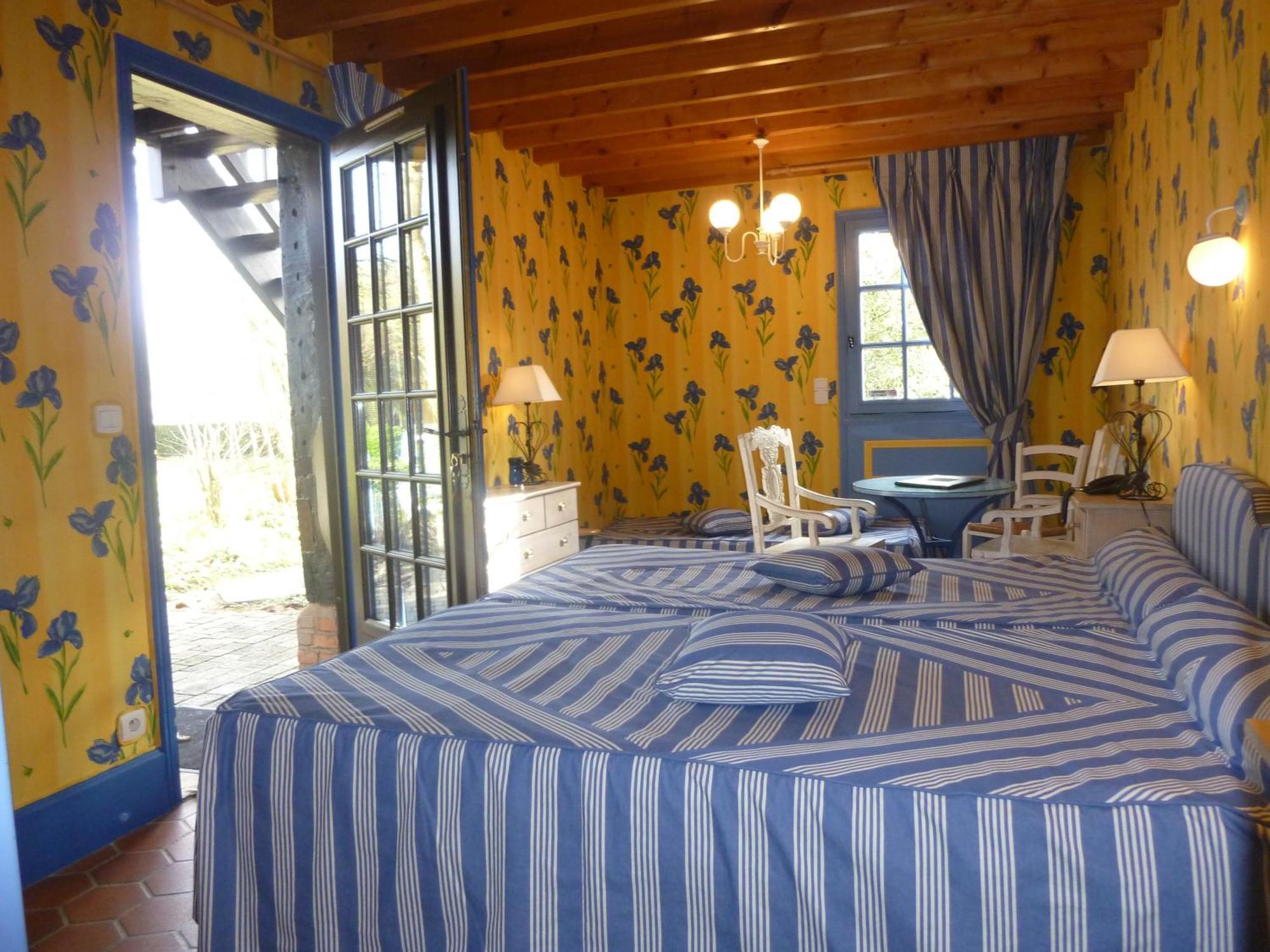 Auberge Du Val Au Cesne Saint-Clair-sur-les-Monts Esterno foto