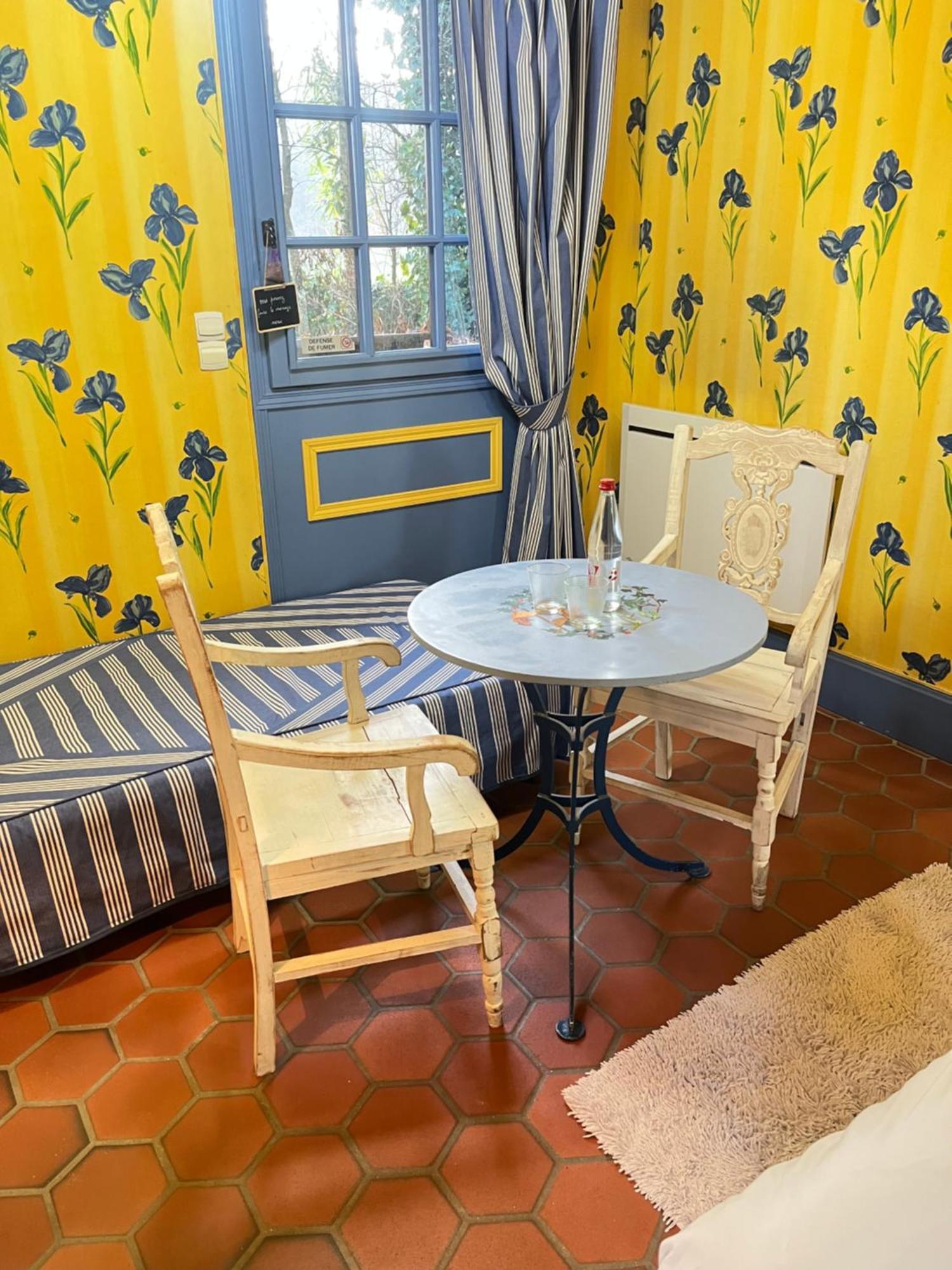 Auberge Du Val Au Cesne Saint-Clair-sur-les-Monts Esterno foto