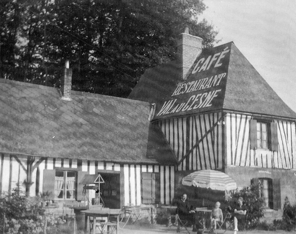 Auberge Du Val Au Cesne Saint-Clair-sur-les-Monts Esterno foto